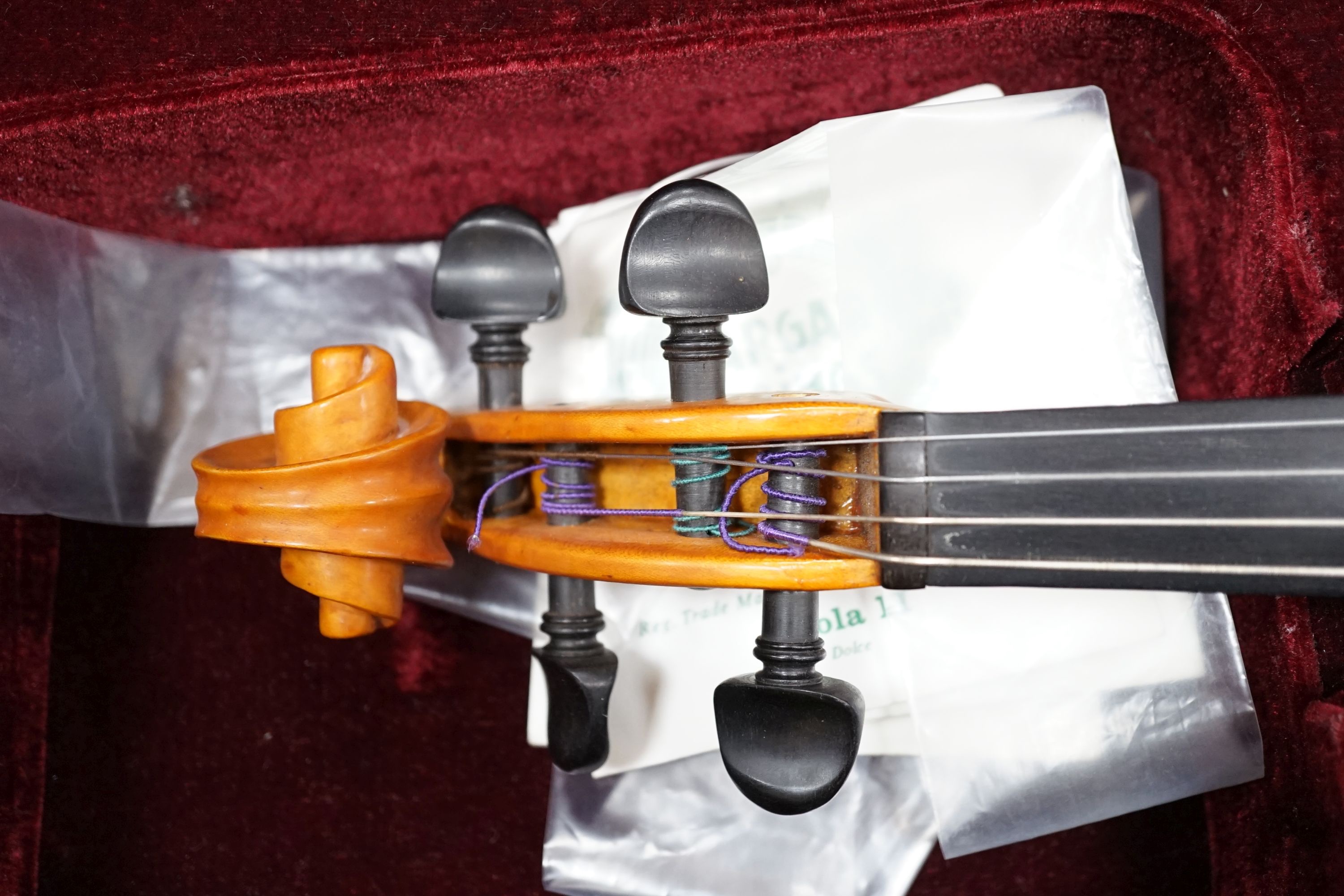 A cased viola by Robert Hull, label dated 1976, Hutton, Merseyside., Length 68 cms